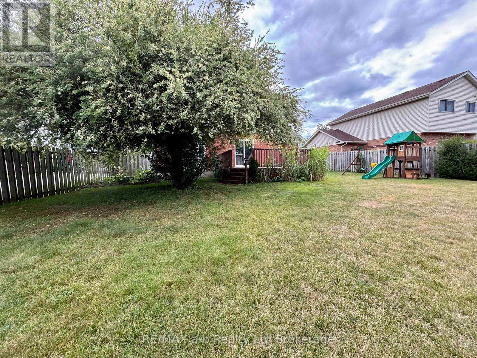 322 Lansdowne Avenue, Woodstock, Ontario  N4T 1M8 - Photo 31 - X12292369
