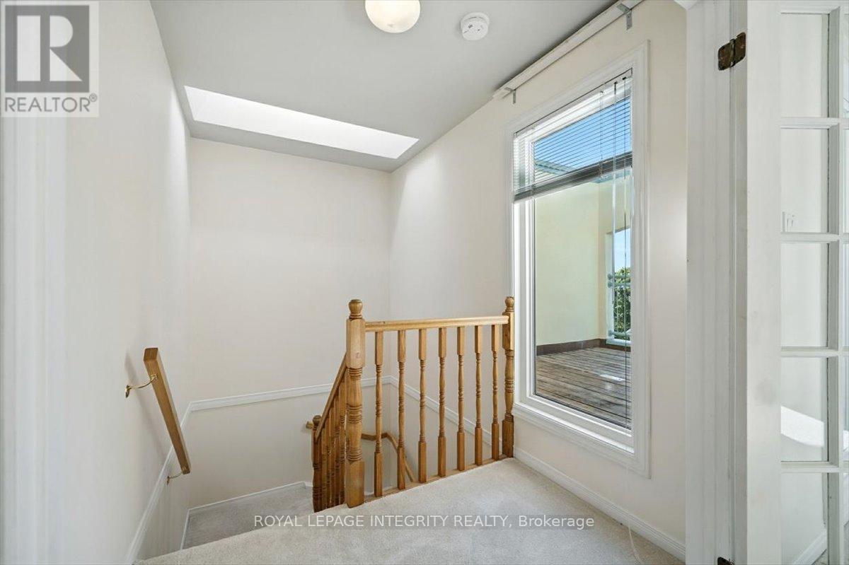 17 Columbus Avenue, Ottawa, Ontario  K1K 1R2 - Photo 28 - X12374893