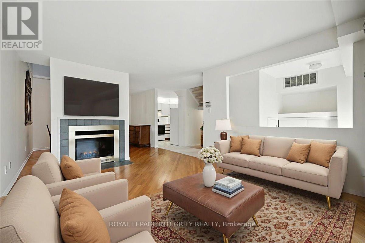 17 Columbus Avenue, Ottawa, Ontario  K1K 1R2 - Photo 8 - X12374893
