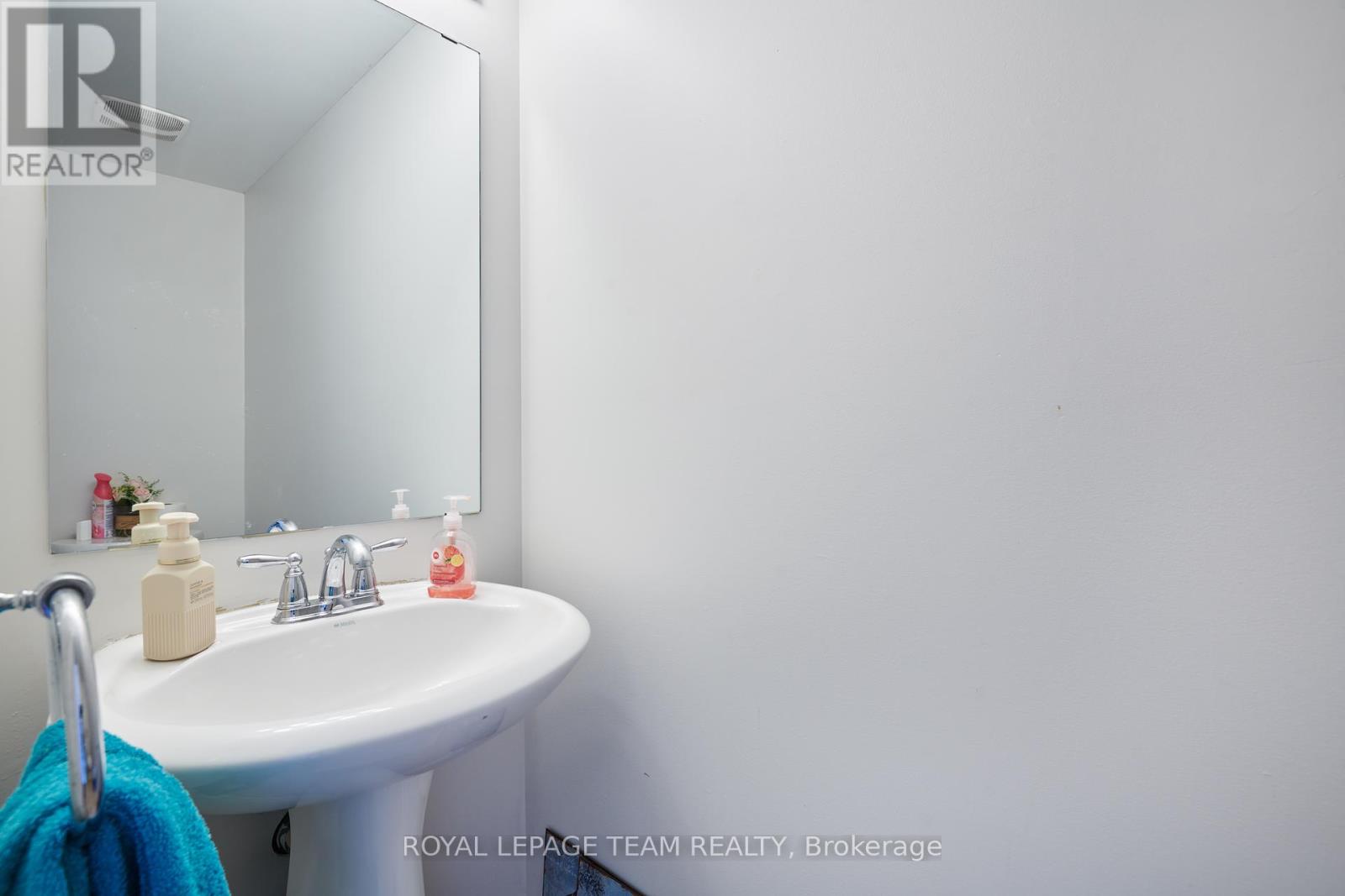 920 Messor Crescent, Ottawa, Ontario  K2S 0P2 - Photo 17 - X12374910