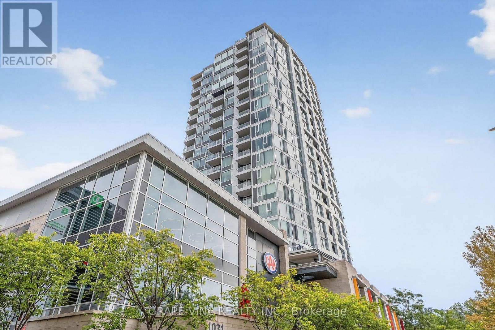 304 - 1035 Bank Street, Ottawa, Ontario  K1S 5K3 - Photo 2 - X12374916