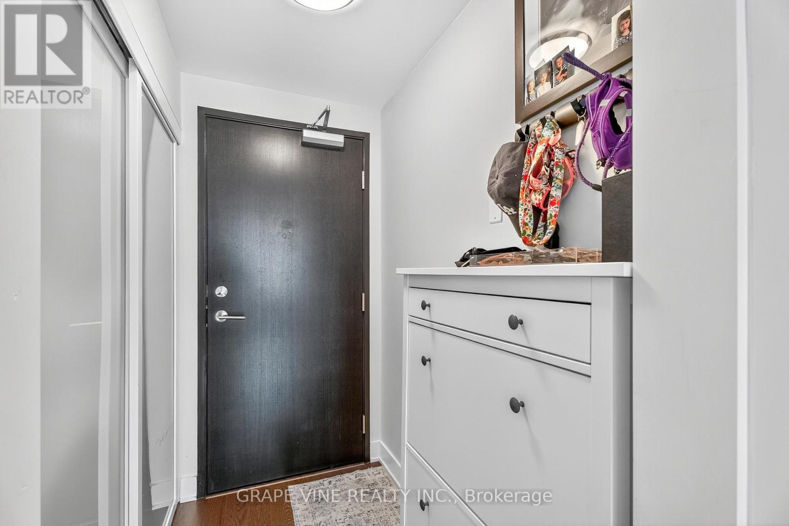 304 - 1035 Bank Street, Ottawa, Ontario  K1S 5K3 - Photo 6 - X12374916