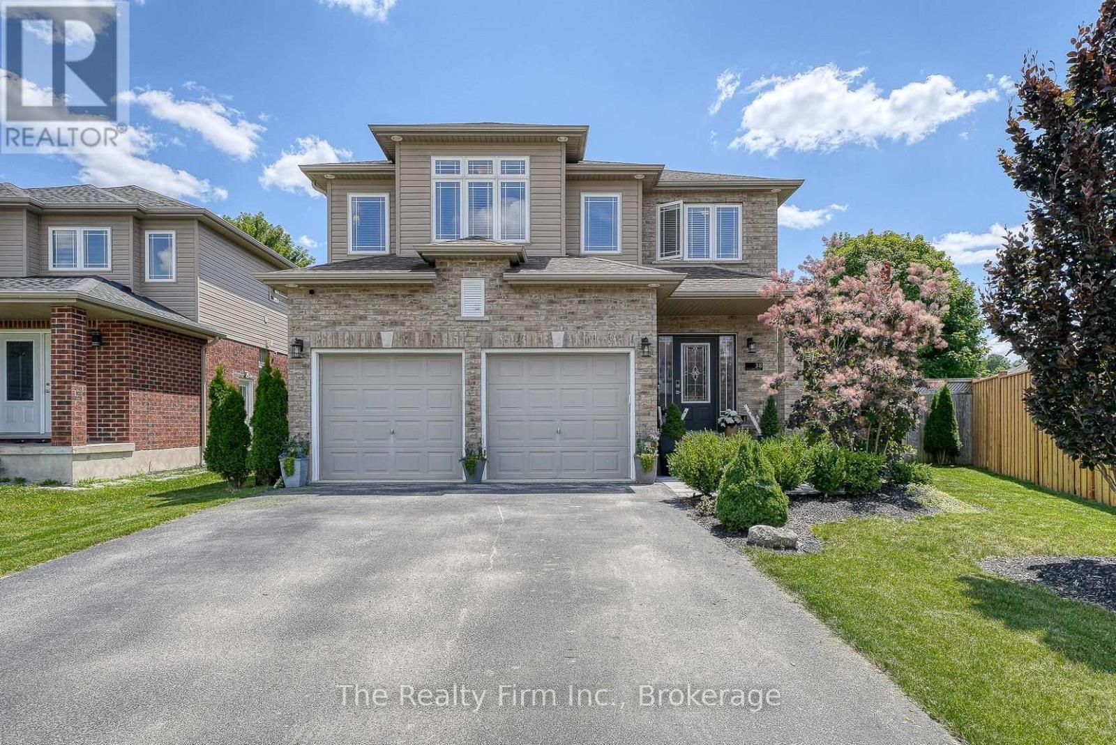 38 Winders Trail, Ingersoll, Ontario  N5C 0A8 - Photo 1 - X12374856