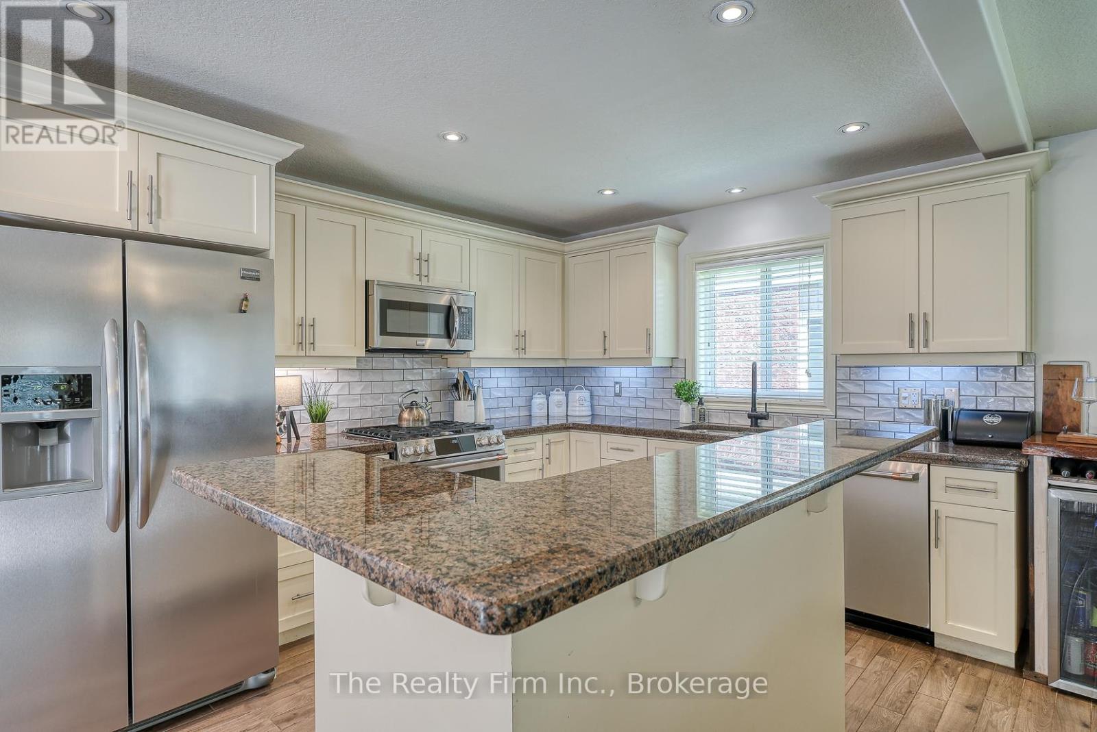 38 Winders Trail, Ingersoll, Ontario  N5C 0A8 - Photo 12 - X12374856