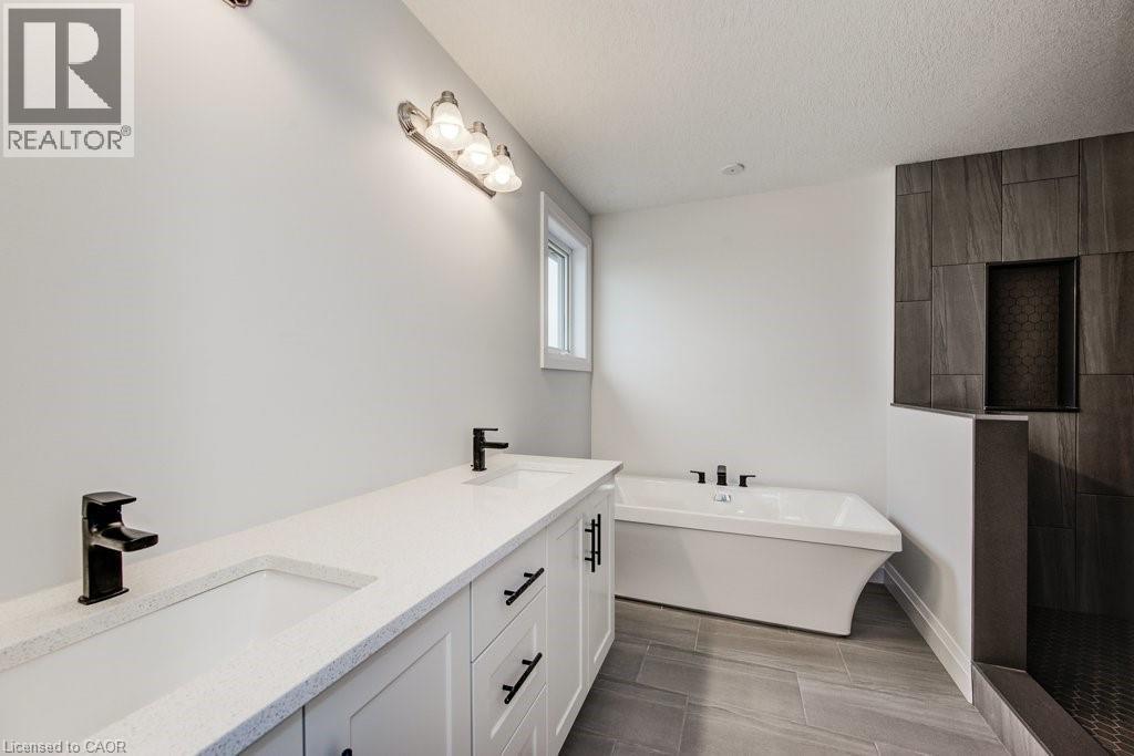 243 Applewood Street Unit# 14, Plattsville, Ontario  N0J 1S0 - Photo 30 - 40765233