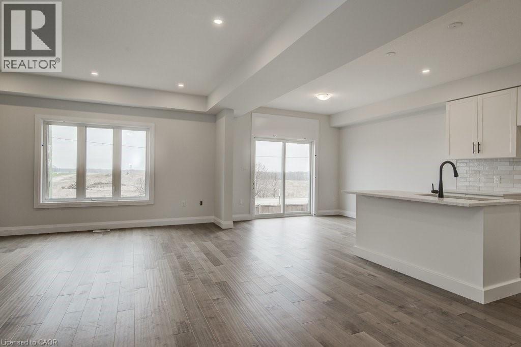243 Applewood Street Unit# 14, Plattsville, Ontario  N0J 1S0 - Photo 8 - 40765233