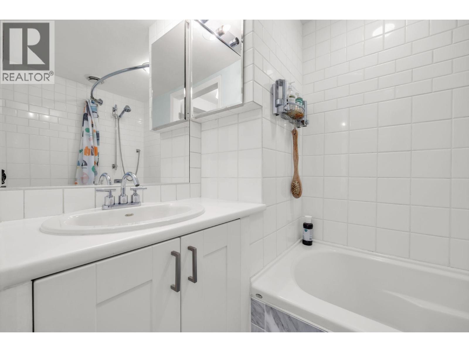 701 6026 Tisdall Street, Vancouver, British Columbia  V5Z 3N2 - Photo 19 - R3042081