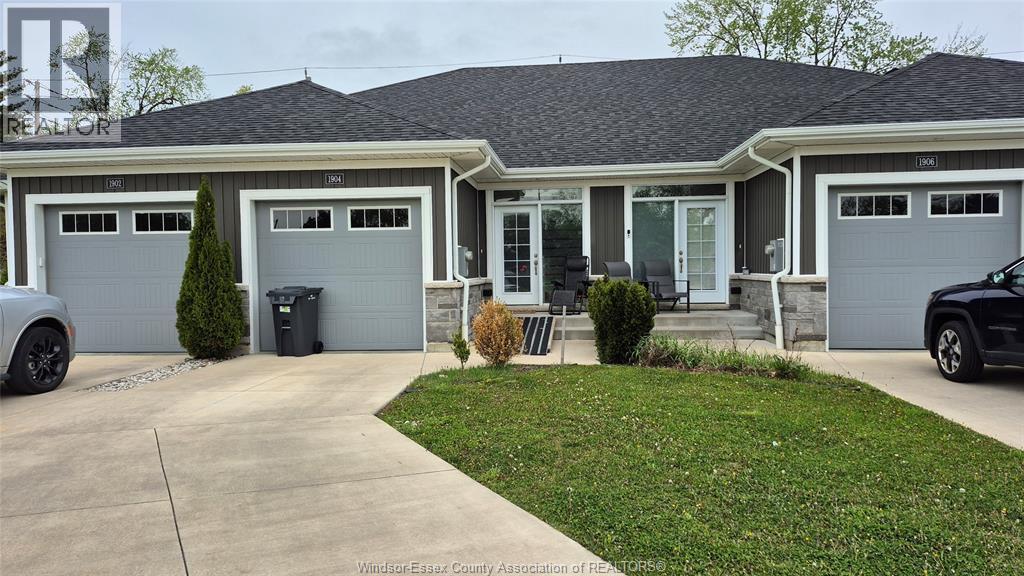 MLS# 25022095: 1904 ETHAN COURT, Windsor, Canada