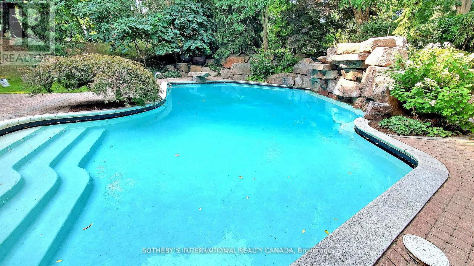 30 High Point Road, Toronto, Ontario  M3C 2R3 - Photo 22 - C12374710