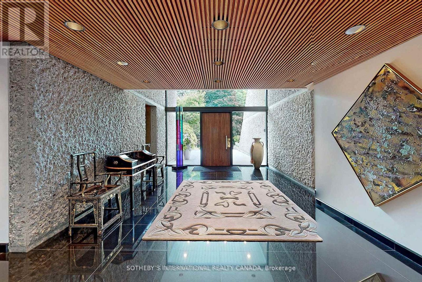 30 High Point Road, Toronto, Ontario  M3C 2R3 - Photo 7 - C12374710