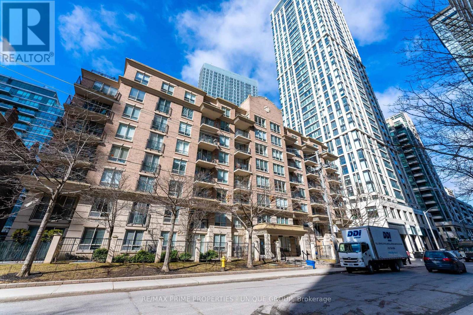 211 - 188 REDPATH AVENUE, Toronto, Ontario