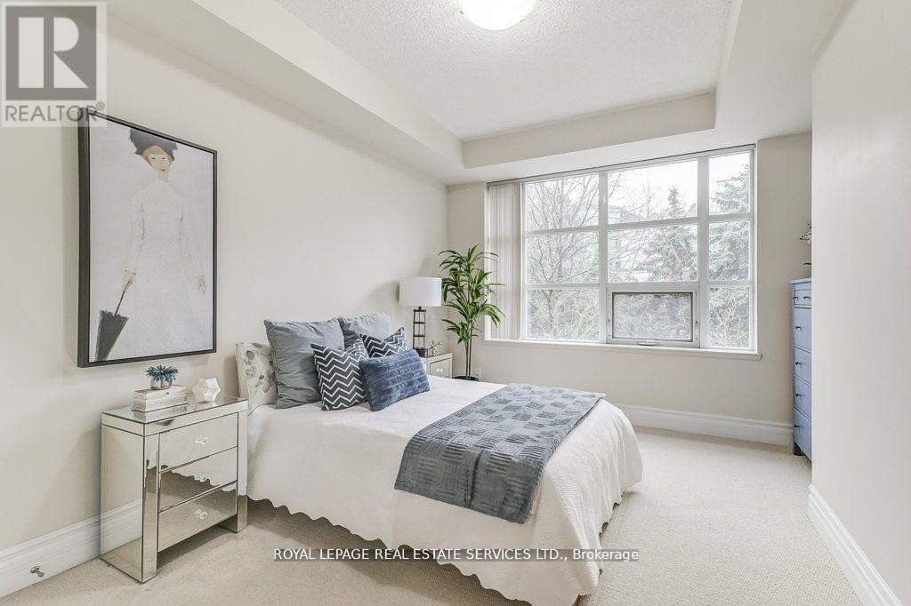 209 - 10 Old York Mills Road, Toronto, Ontario  M2P 2G9 - Photo 18 - C12374731