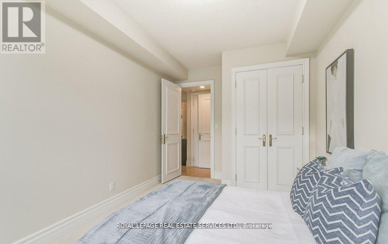 209 - 10 Old York Mills Road, Toronto, Ontario  M2P 2G9 - Photo 20 - C12374731