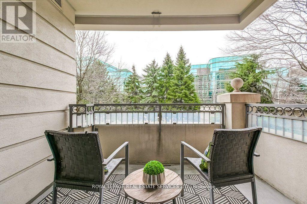209 - 10 Old York Mills Road, Toronto, Ontario  M2P 2G9 - Photo 26 - C12374731