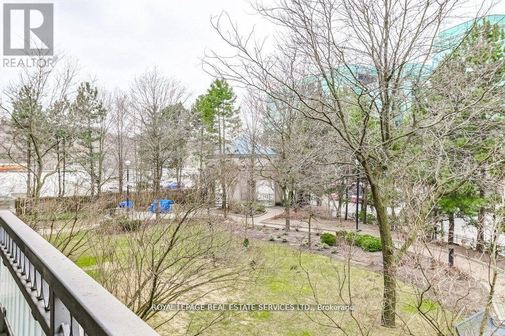 209 - 10 Old York Mills Road, Toronto, Ontario  M2P 2G9 - Photo 27 - C12374731