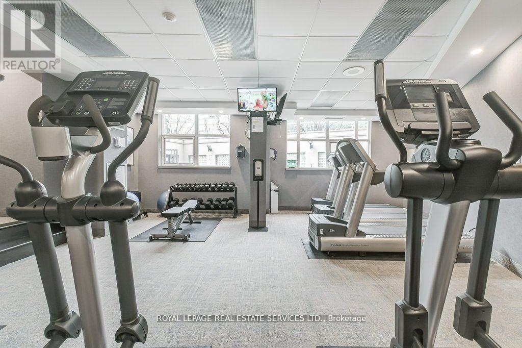 209 - 10 Old York Mills Road, Toronto, Ontario  M2P 2G9 - Photo 31 - C12374731