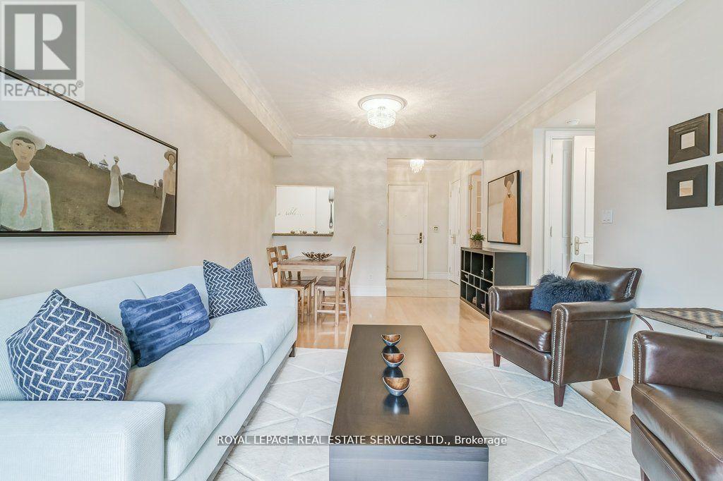 209 - 10 Old York Mills Road, Toronto, Ontario  M2P 2G9 - Photo 6 - C12374731
