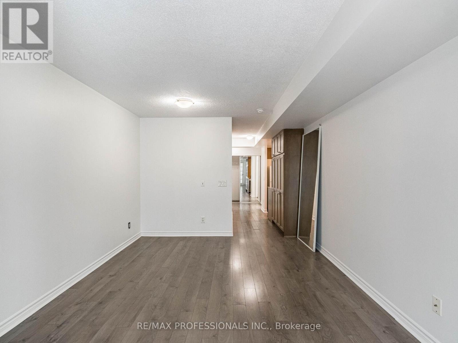 707 - 763 Bay Street, Toronto, Ontario  M5G 2R3 - Photo 6 - C12374769