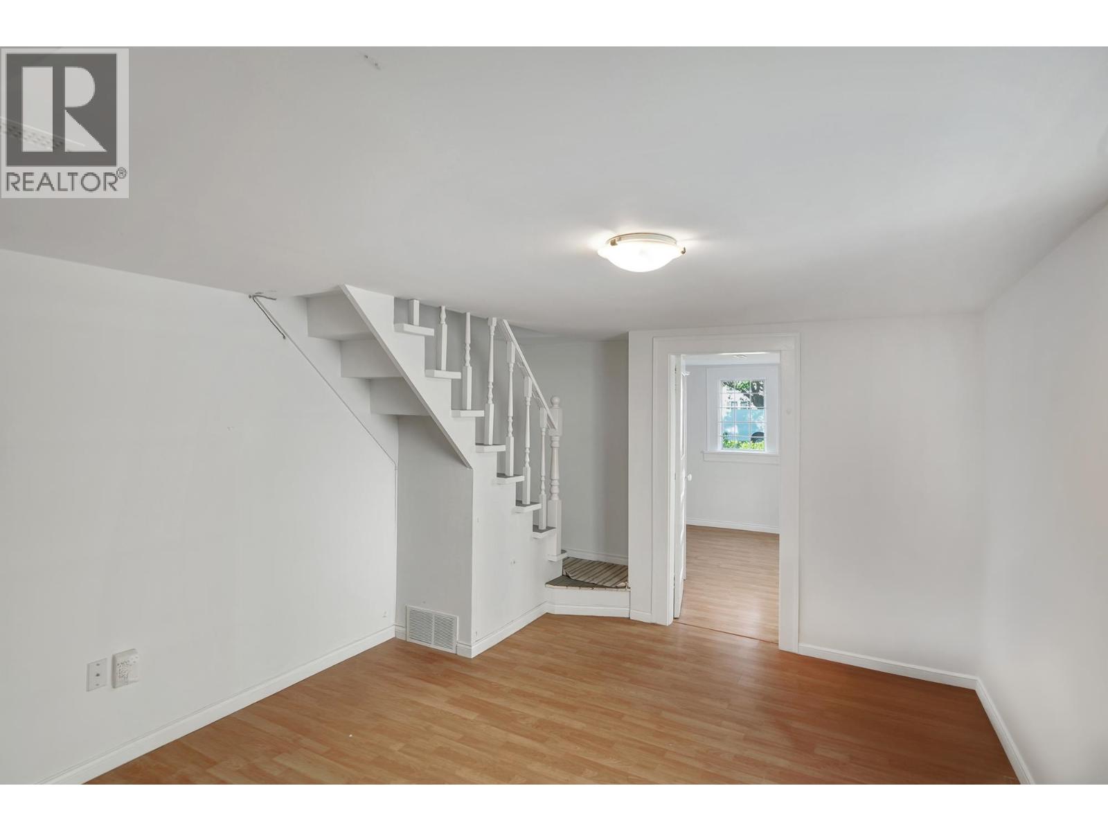 2336 E 45 Avenue, Vancouver, British Columbia  V5R 3B5 - Photo 24 - R3042055