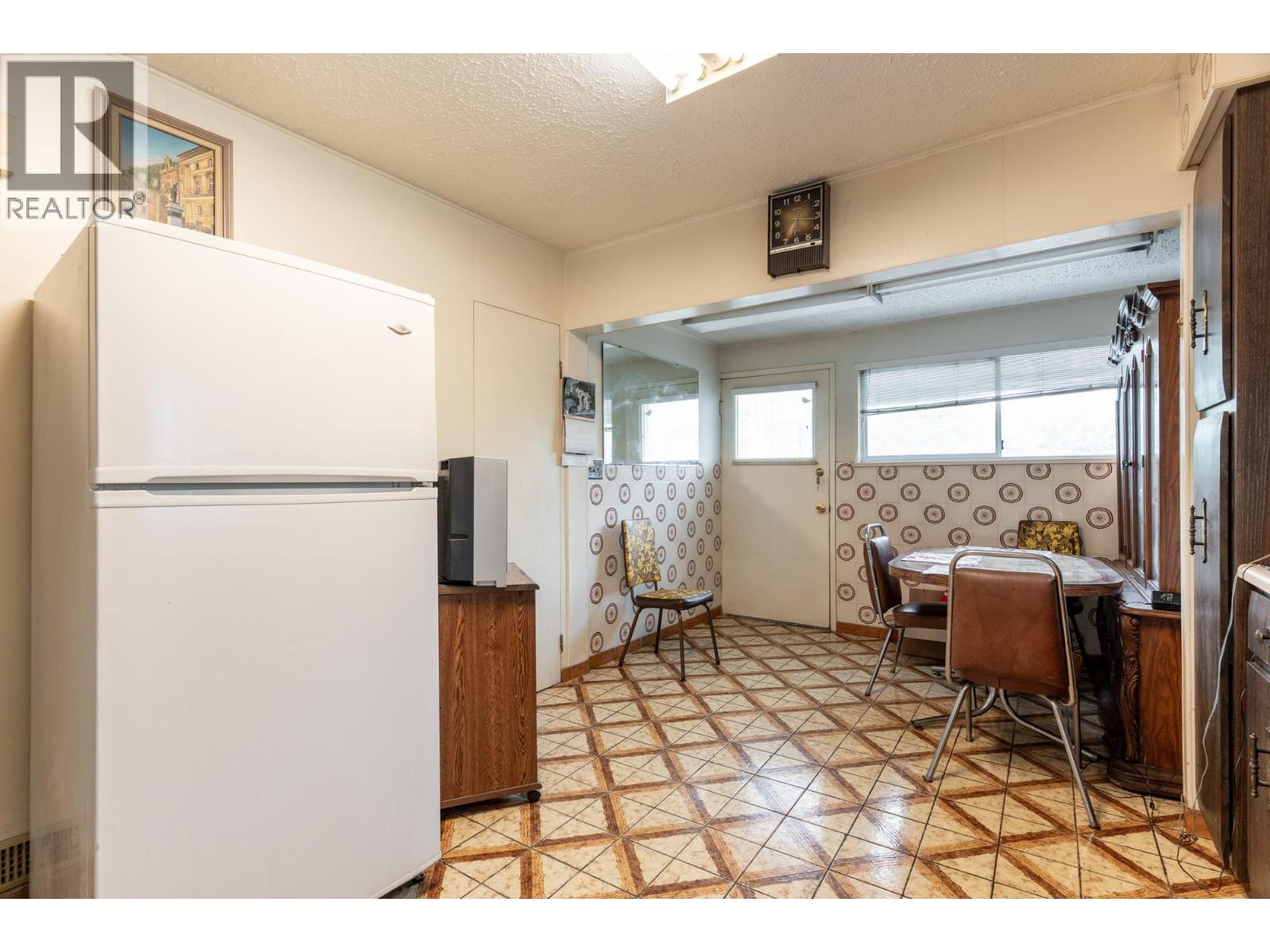 2724 Charles Street, Vancouver, British Columbia  V5K 3A7 - Photo 4 - R3042078
