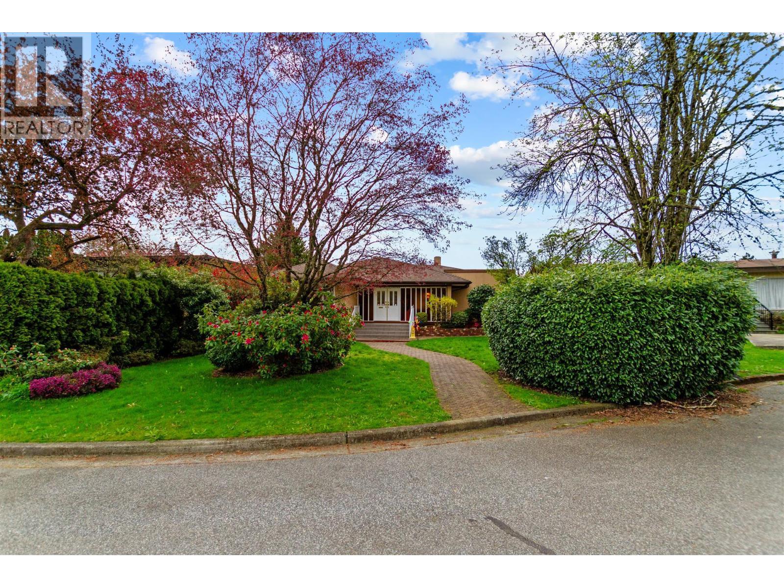 768 W 53rd Avenue, Vancouver, British Columbia  V6P 1K4 - Photo 1 - R3042085
