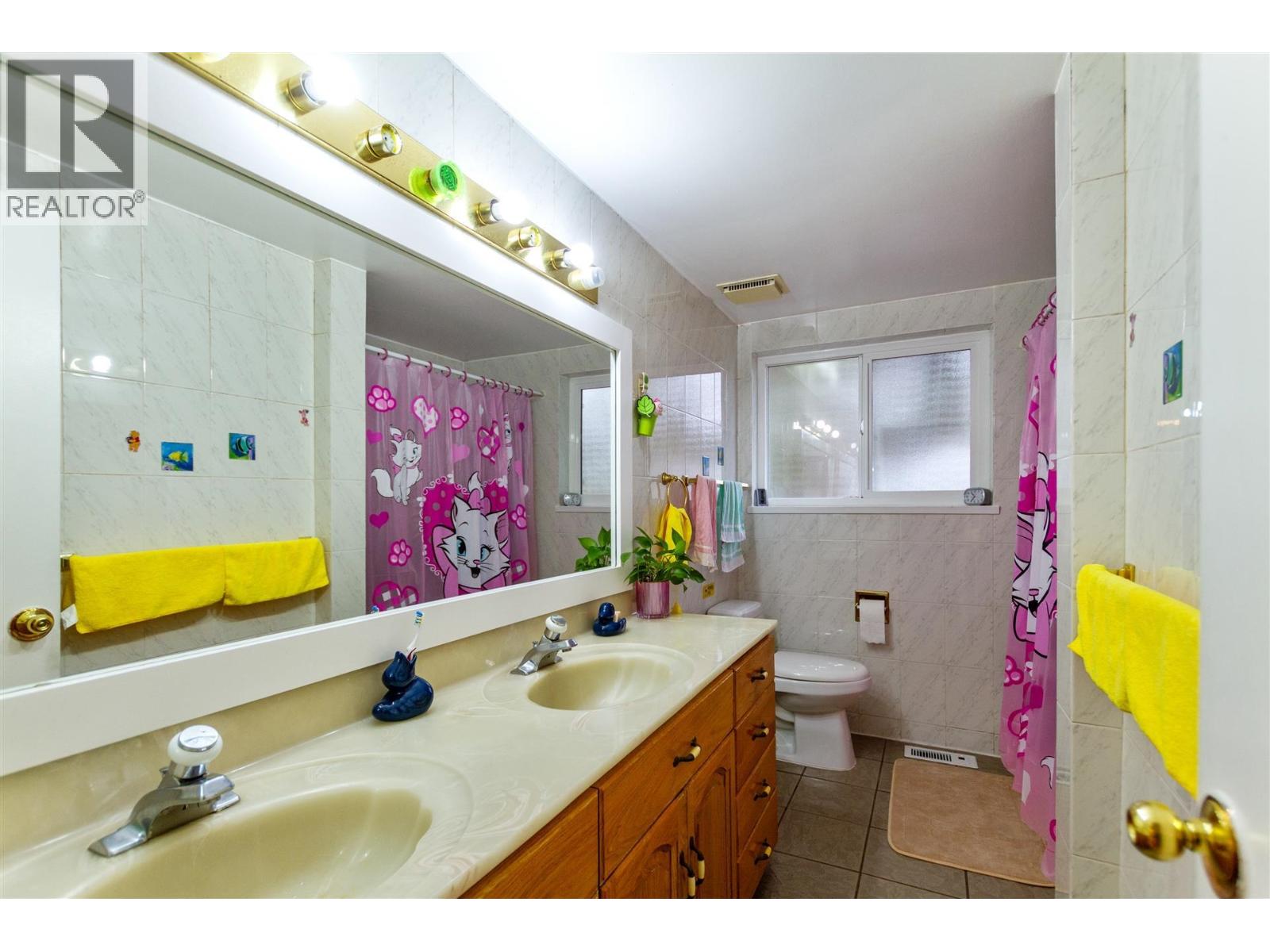 768 W 53rd Avenue, Vancouver, British Columbia  V6P 1K4 - Photo 12 - R3042085