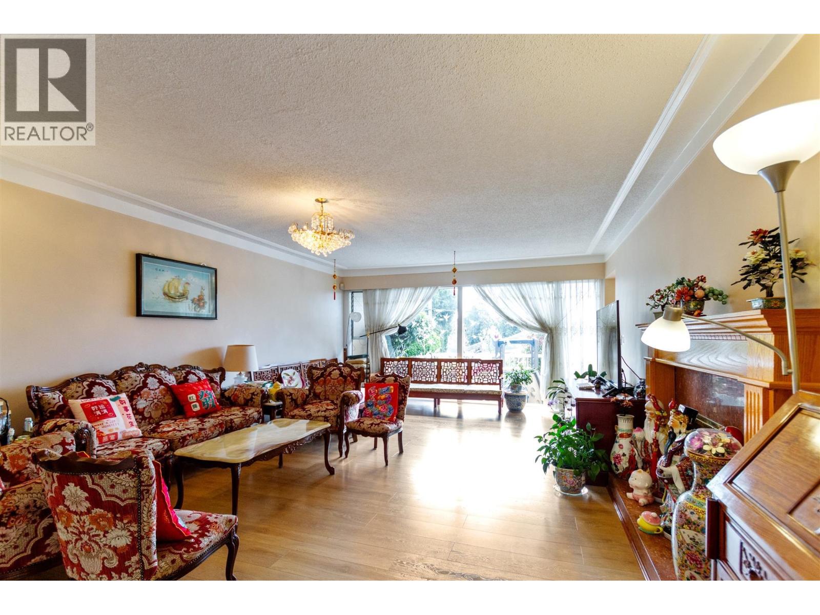 768 W 53rd Avenue, Vancouver, British Columbia  V6P 1K4 - Photo 4 - R3042085
