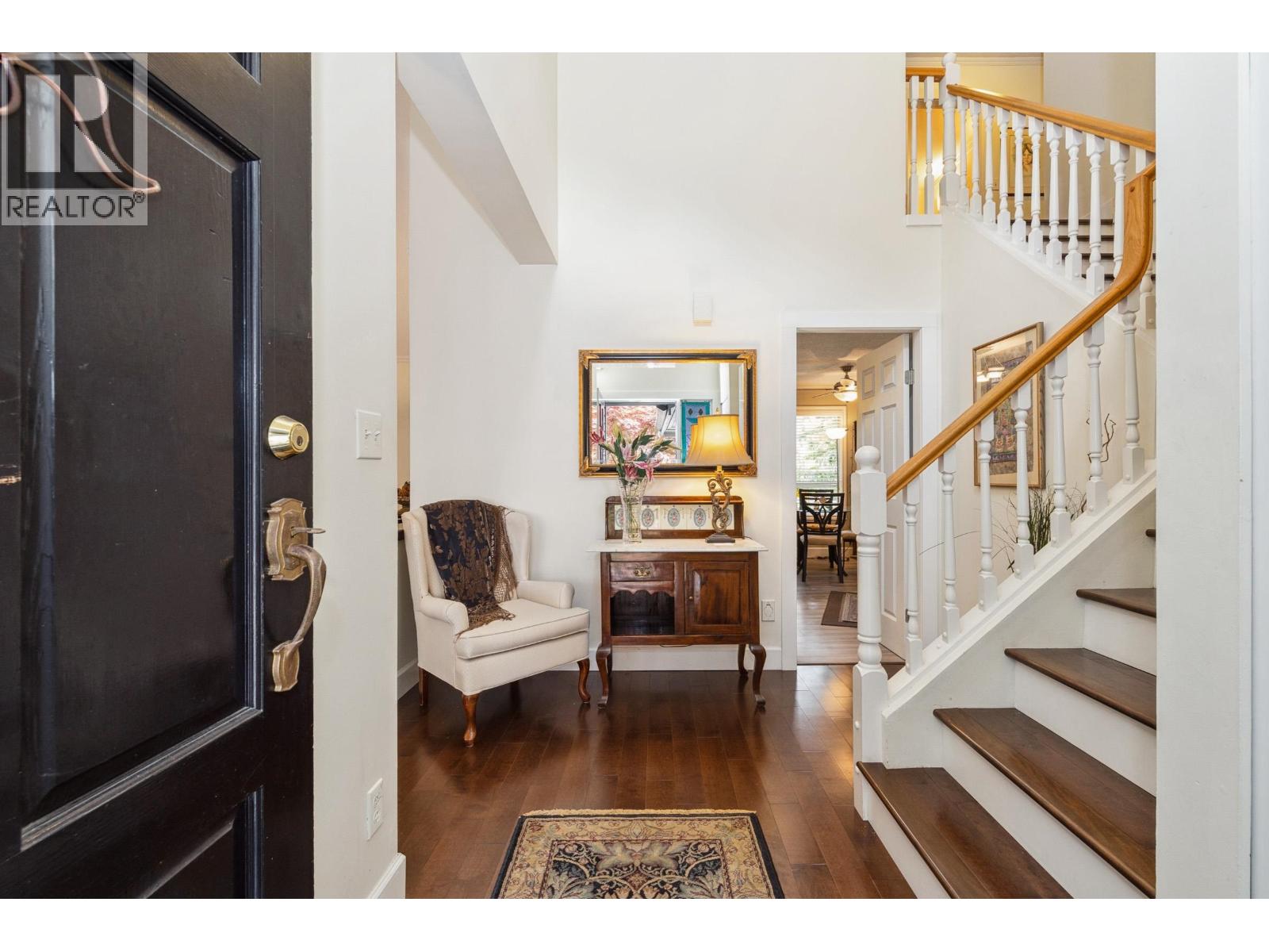 4728 Underwood Avenue, North Vancouver, British Columbia  V7K 3A8 - Photo 2 - R3042104