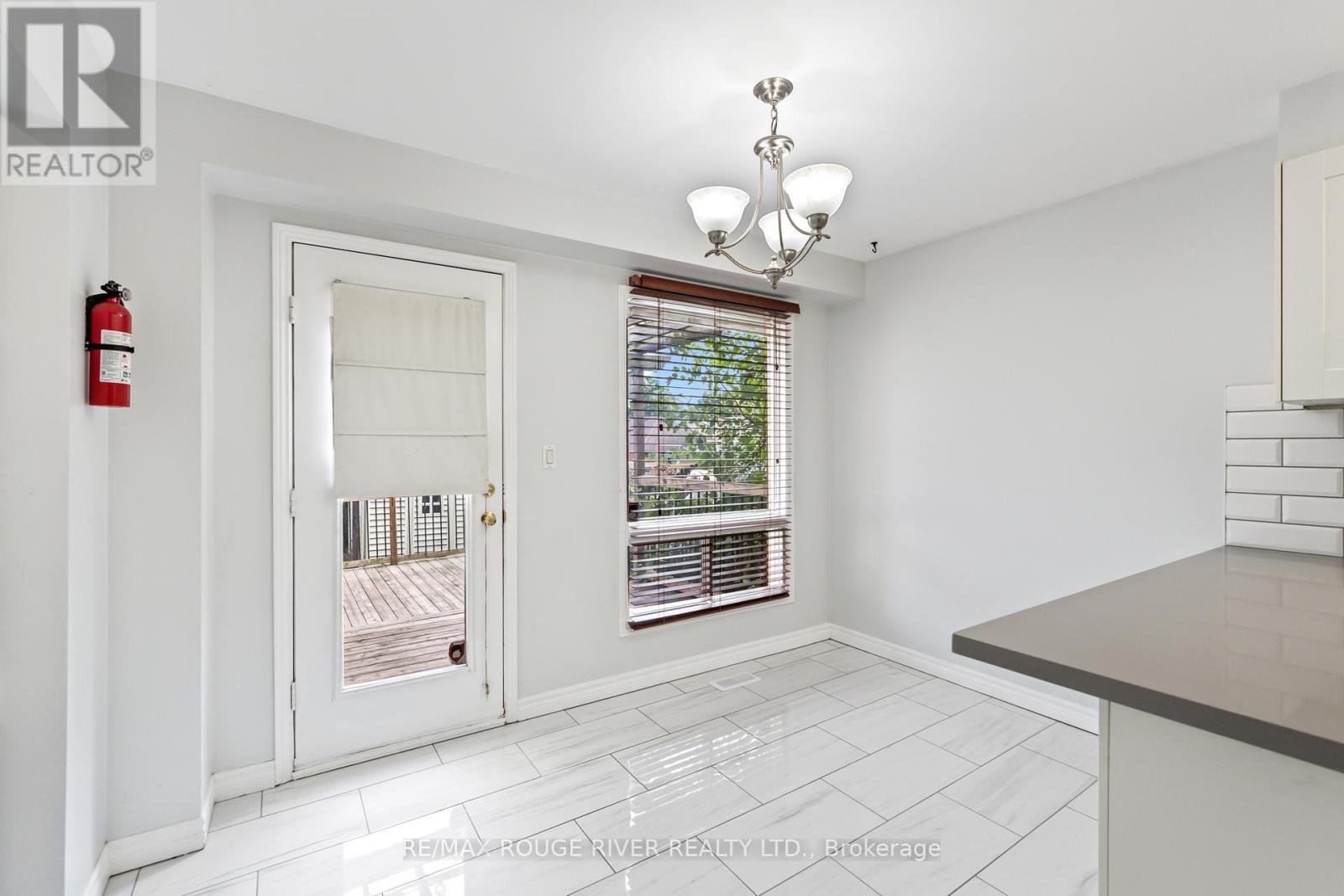 Upper - 95 B Concession Street E, Clarington, Ontario  L1C 4R8 - Photo 7 - E12374847