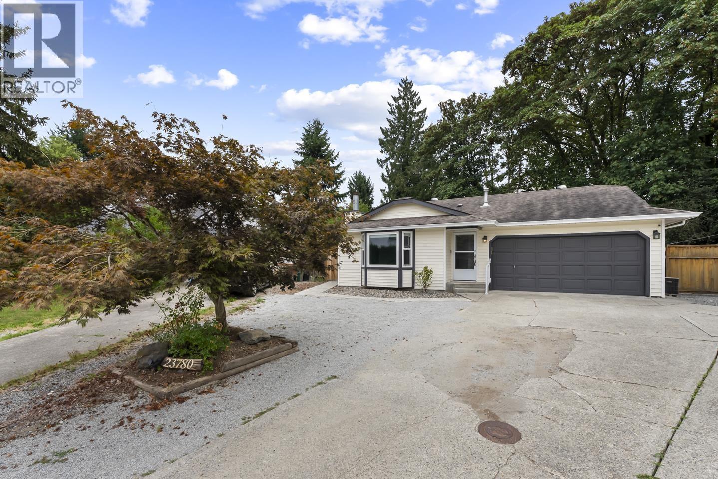 Property at 23780 119B AVENUE image 1