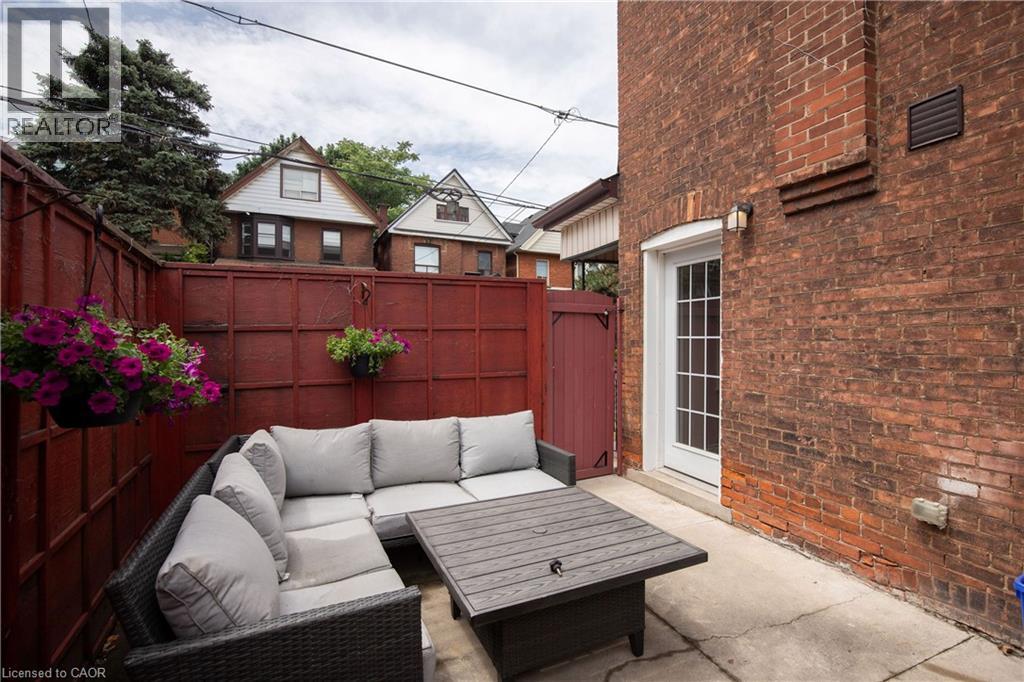 167 Napier Street, Hamilton, Ontario  L8R 1S3 - Photo 28 - 40765315