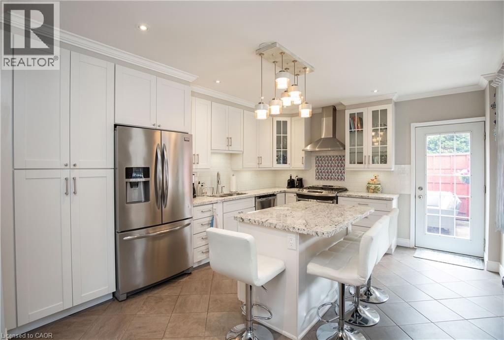 167 Napier Street, Hamilton, Ontario  L8R 1S3 - Photo 11 - 40765315