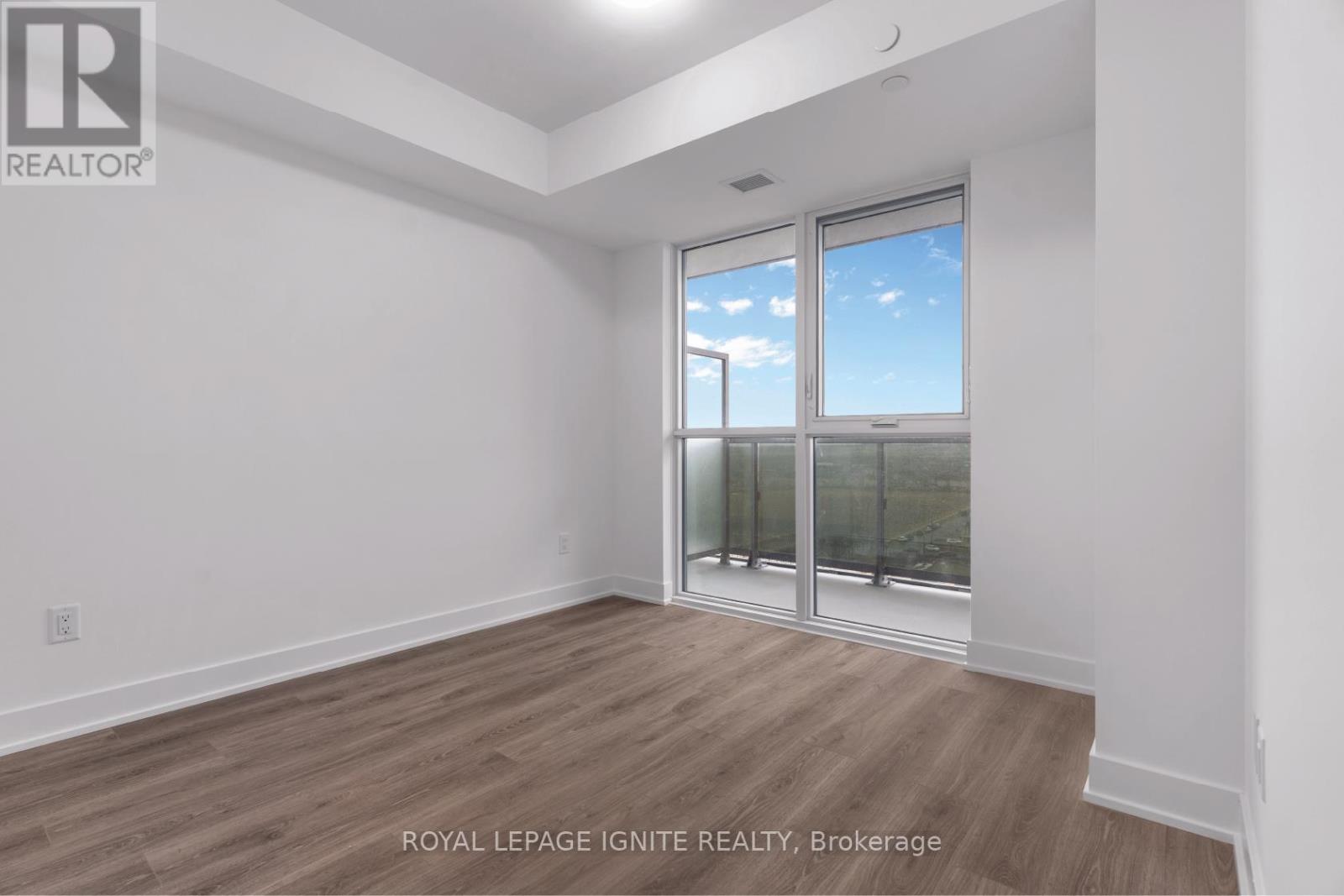 2701 - 2545 Simcoe Street N, Oshawa, Ontario  L1L 0W3 - Photo 14 - E12374663