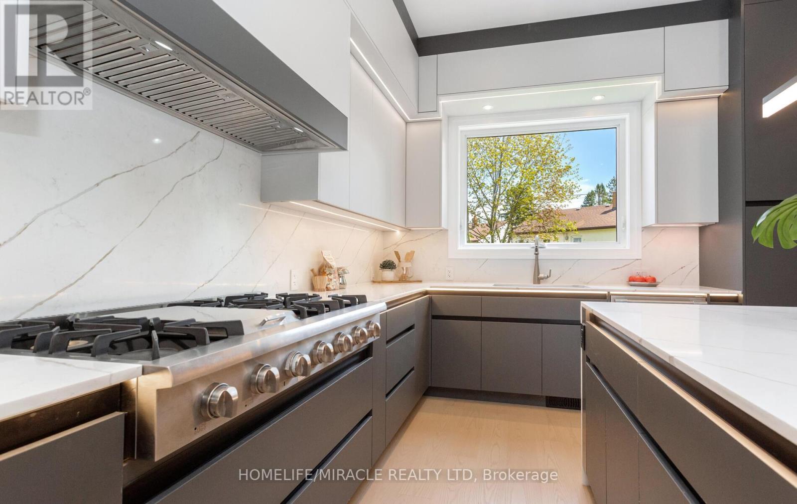 55 Adanac Drive, Toronto, Ontario  M1M 2E6 - Photo 20 - E12374782