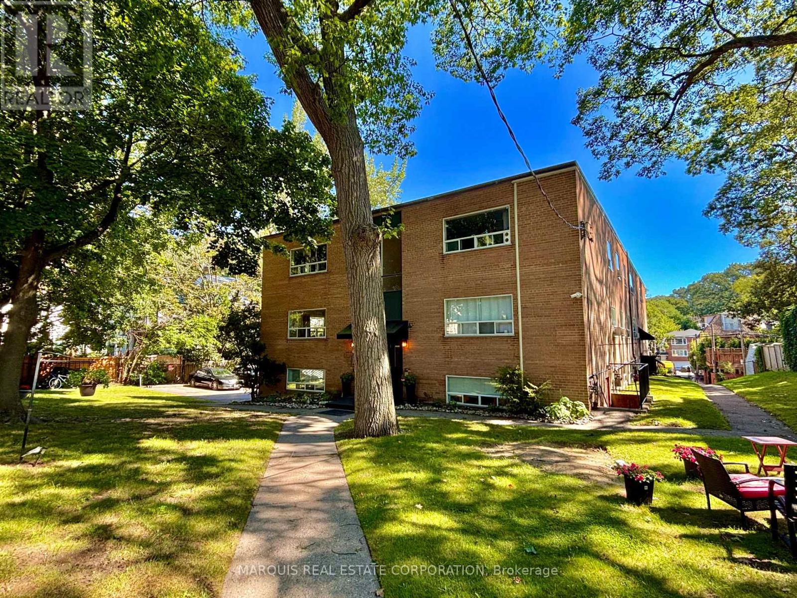 202 - 109 BEECH AVENUE, Toronto, Ontario