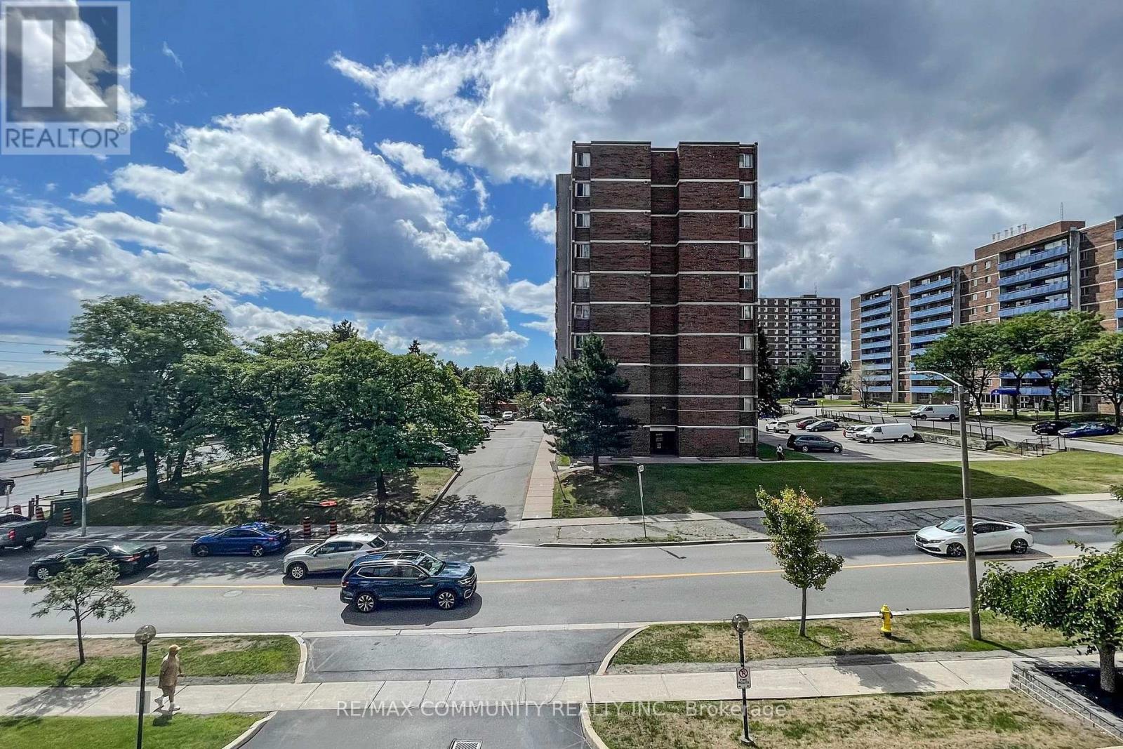 213 - 2 Glamorgan Avenue, Toronto, Ontario  M1P 2M8 - Photo 31 - E12374793