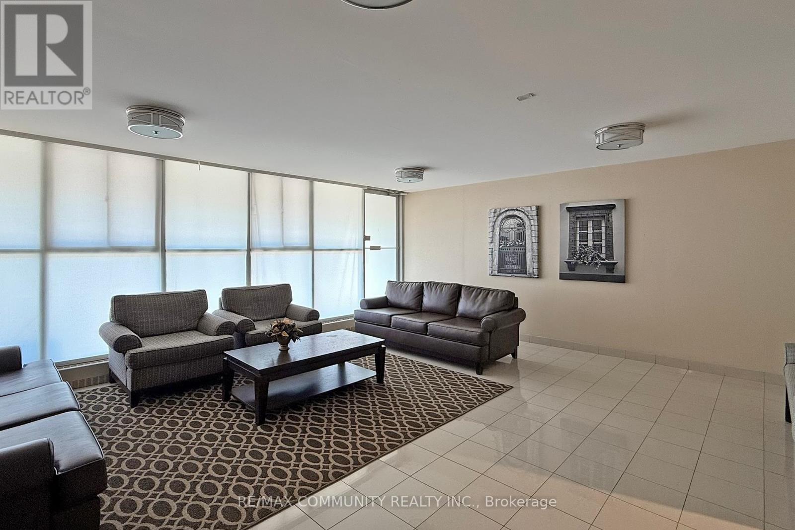 213 - 2 Glamorgan Avenue, Toronto, Ontario  M1P 2M8 - Photo 35 - E12374793