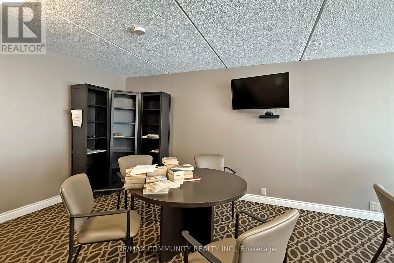 213 - 2 Glamorgan Avenue, Toronto, Ontario  M1P 2M8 - Photo 38 - E12374793
