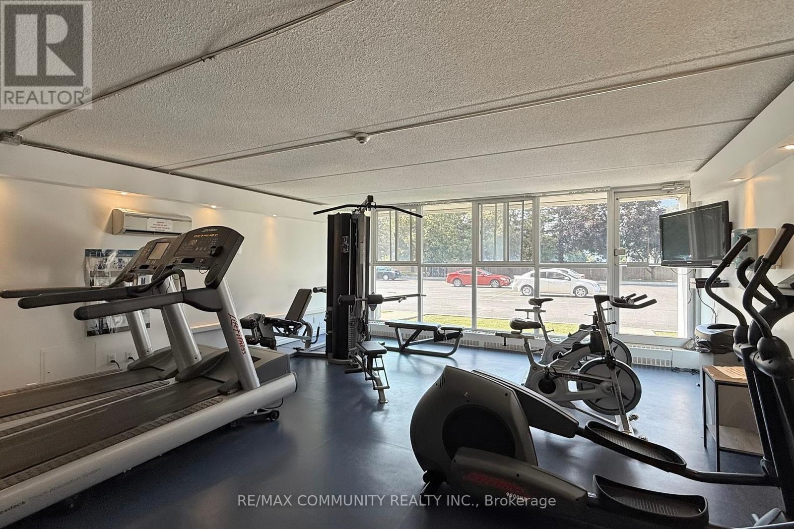 213 - 2 Glamorgan Avenue, Toronto, Ontario  M1P 2M8 - Photo 44 - E12374793
