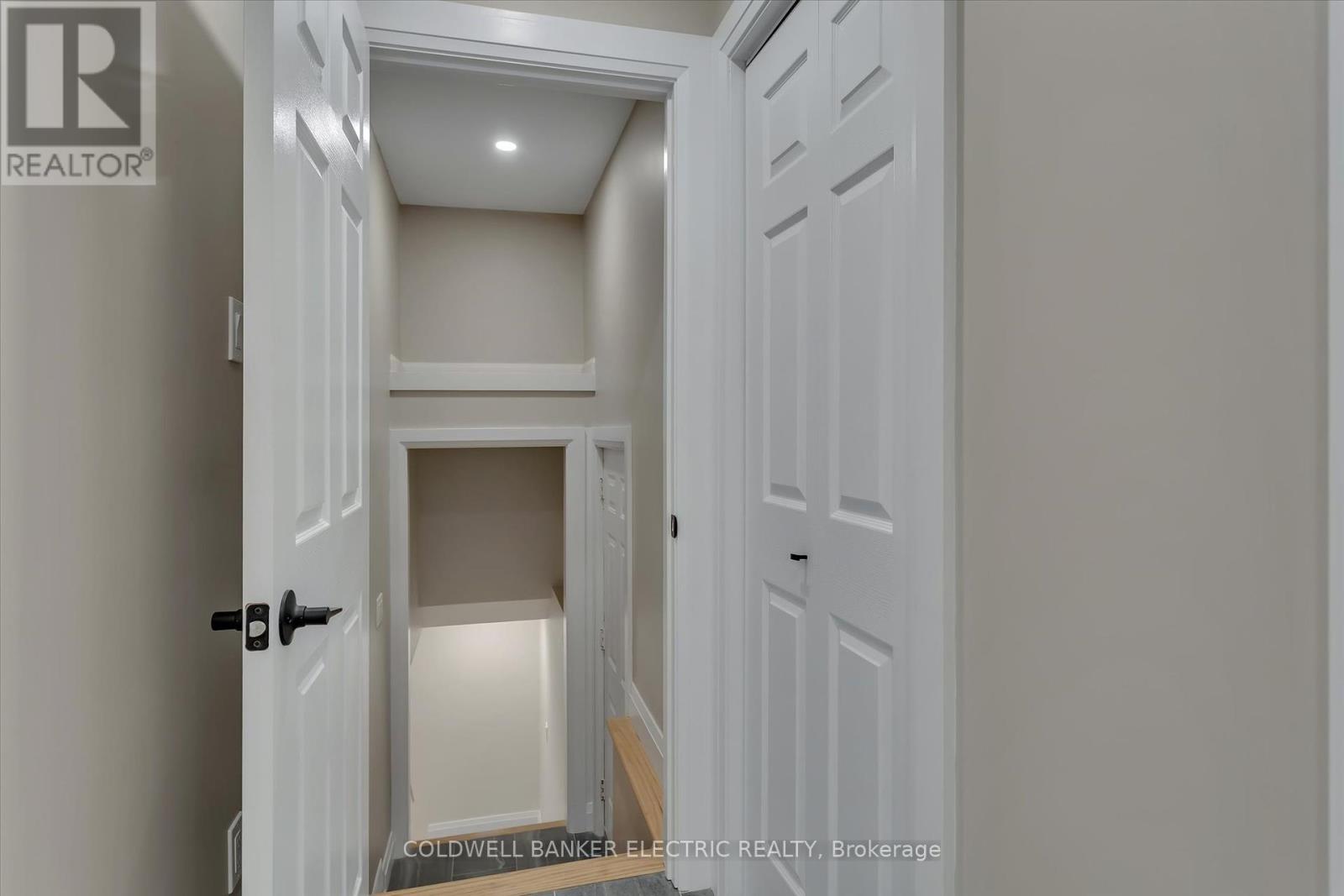 2225 Lorraine Drive, Peterborough, Ontario  K9L 1Y6 - Photo 23 - X12374870