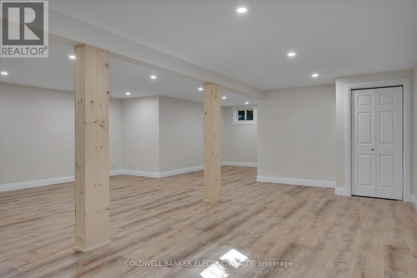 2225 Lorraine Drive, Peterborough, Ontario  K9L 1Y6 - Photo 24 - X12374870