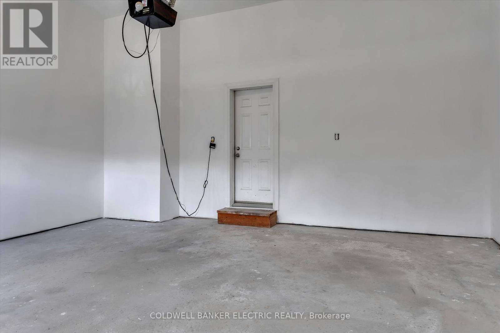 2225 Lorraine Drive, Peterborough, Ontario  K9L 1Y6 - Photo 34 - X12374870
