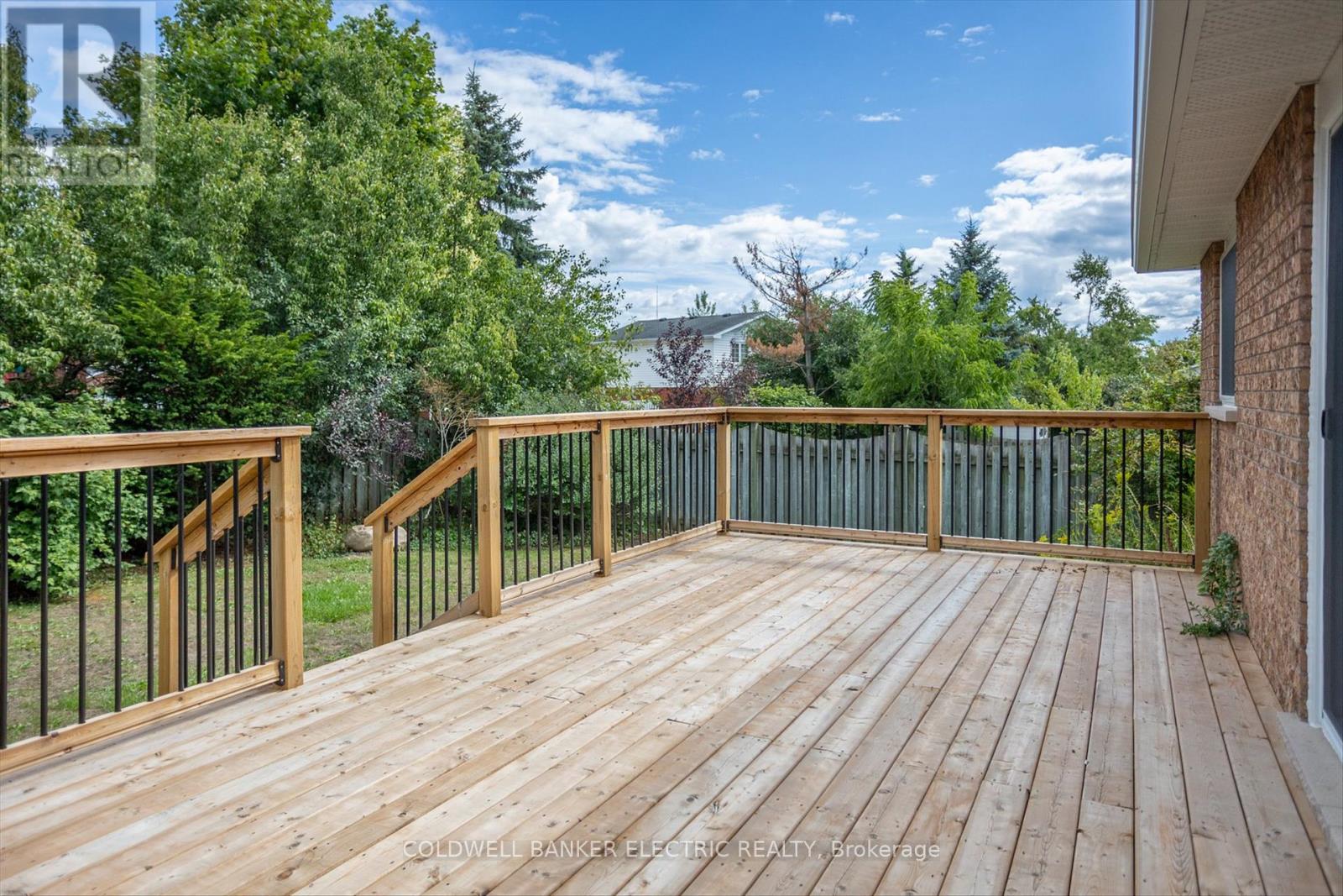 2225 Lorraine Drive, Peterborough, Ontario  K9L 1Y6 - Photo 37 - X12374870