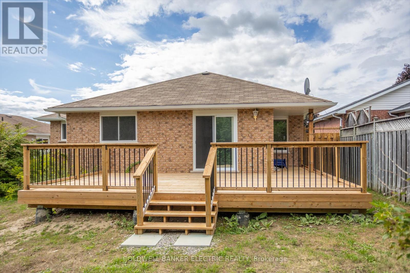 2225 Lorraine Drive, Peterborough, Ontario  K9L 1Y6 - Photo 38 - X12374870