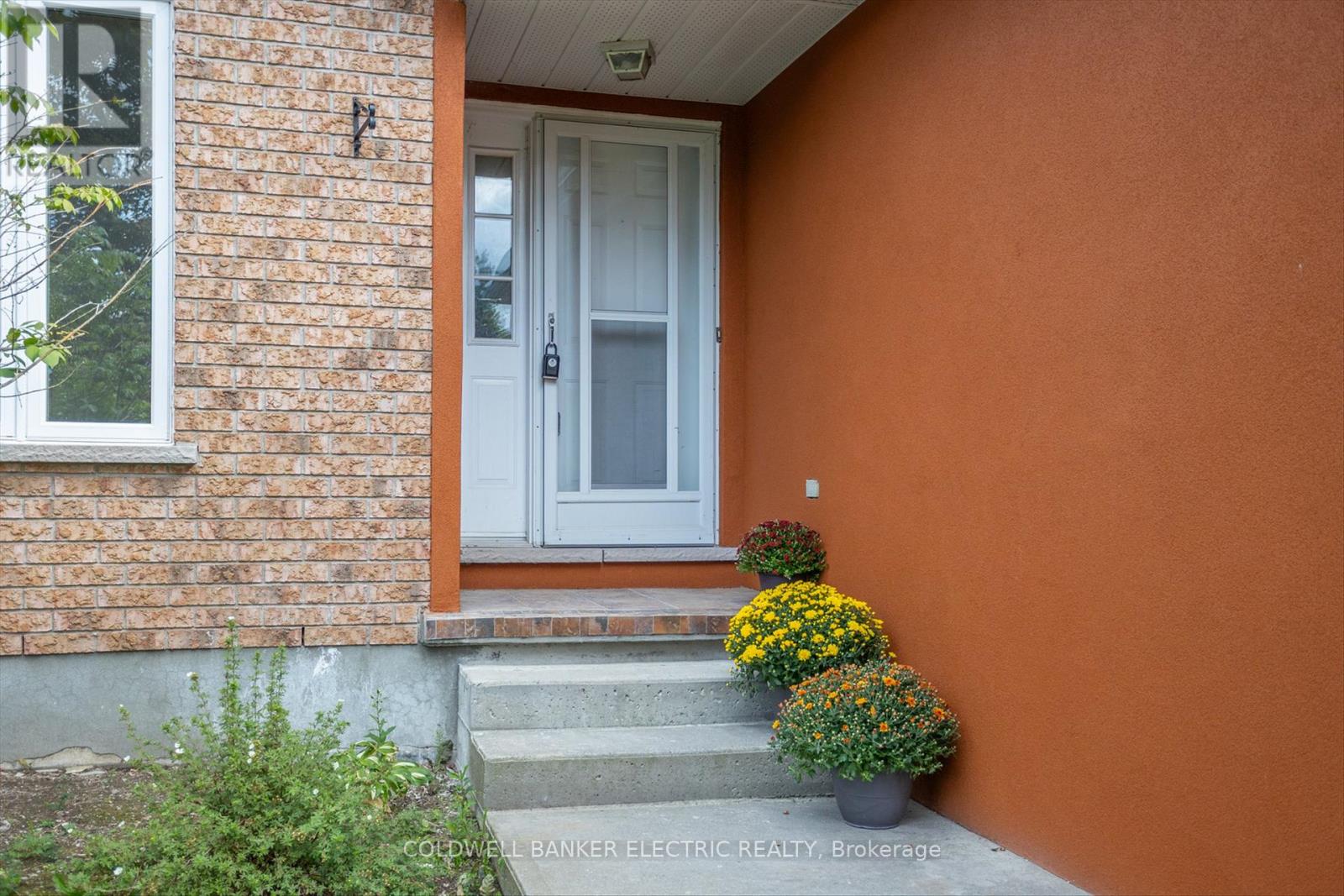 2225 Lorraine Drive, Peterborough, Ontario  K9L 1Y6 - Photo 40 - X12374870