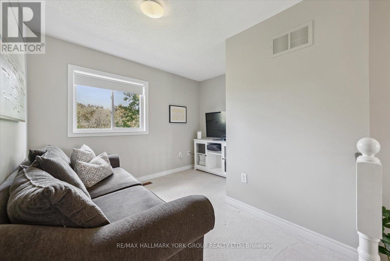 340 King Street E, East Gwillimbury, Ontario  L0G 1M0 - Photo 23 - N12374680