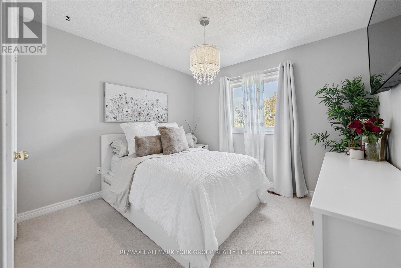 340 King Street E, East Gwillimbury, Ontario  L0G 1M0 - Photo 28 - N12374680