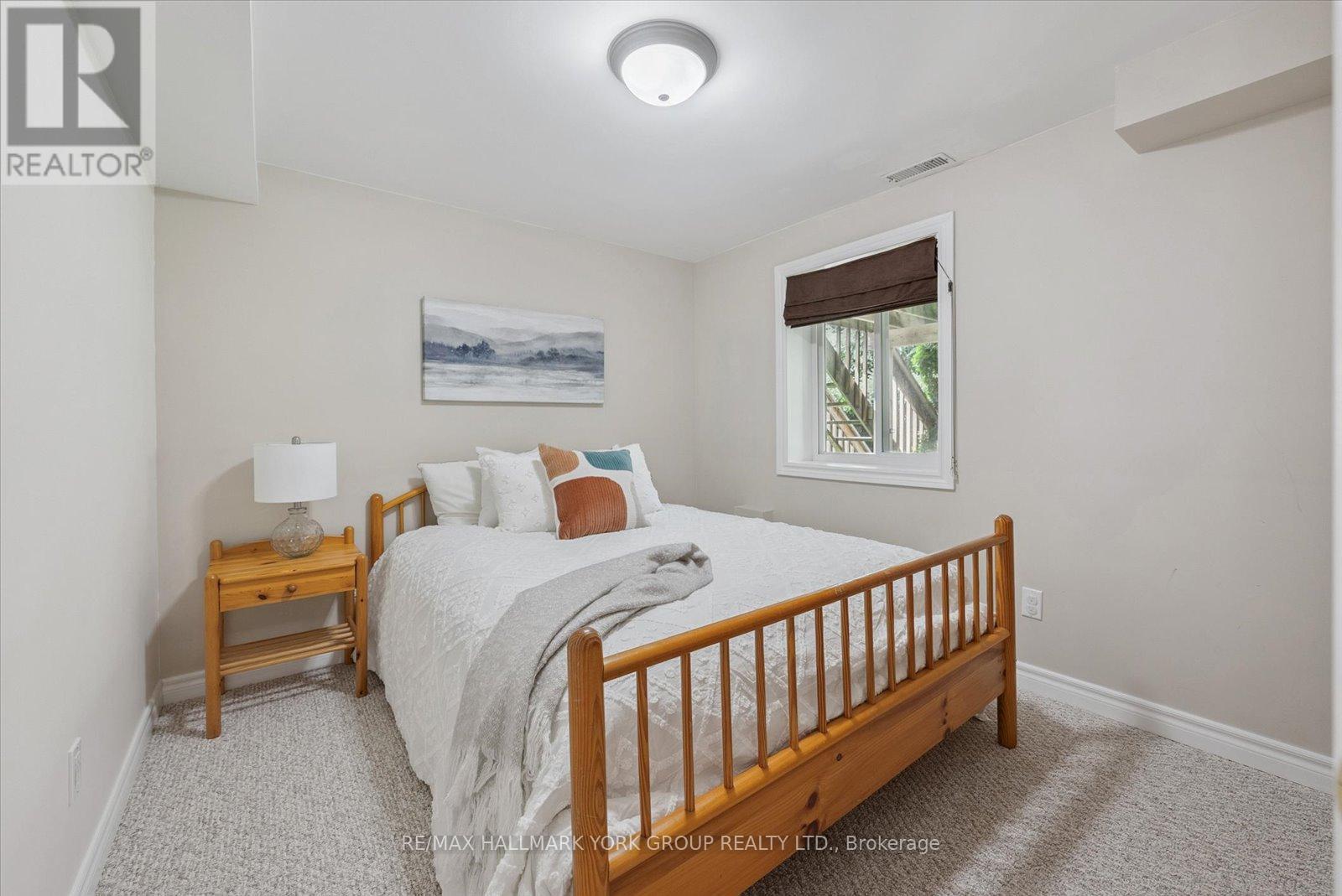 340 King Street E, East Gwillimbury, Ontario  L0G 1M0 - Photo 37 - N12374680