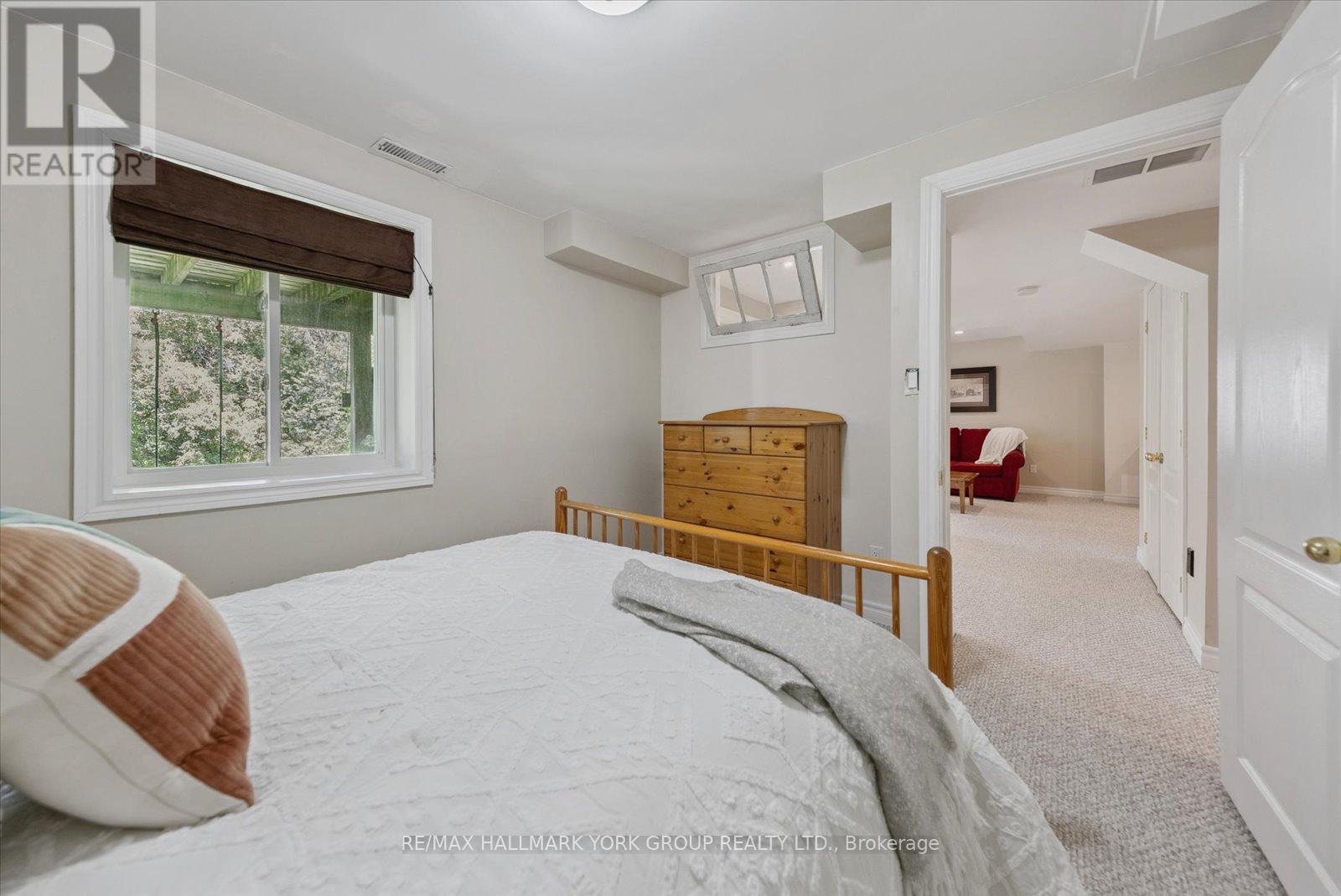 340 King Street E, East Gwillimbury, Ontario  L0G 1M0 - Photo 38 - N12374680