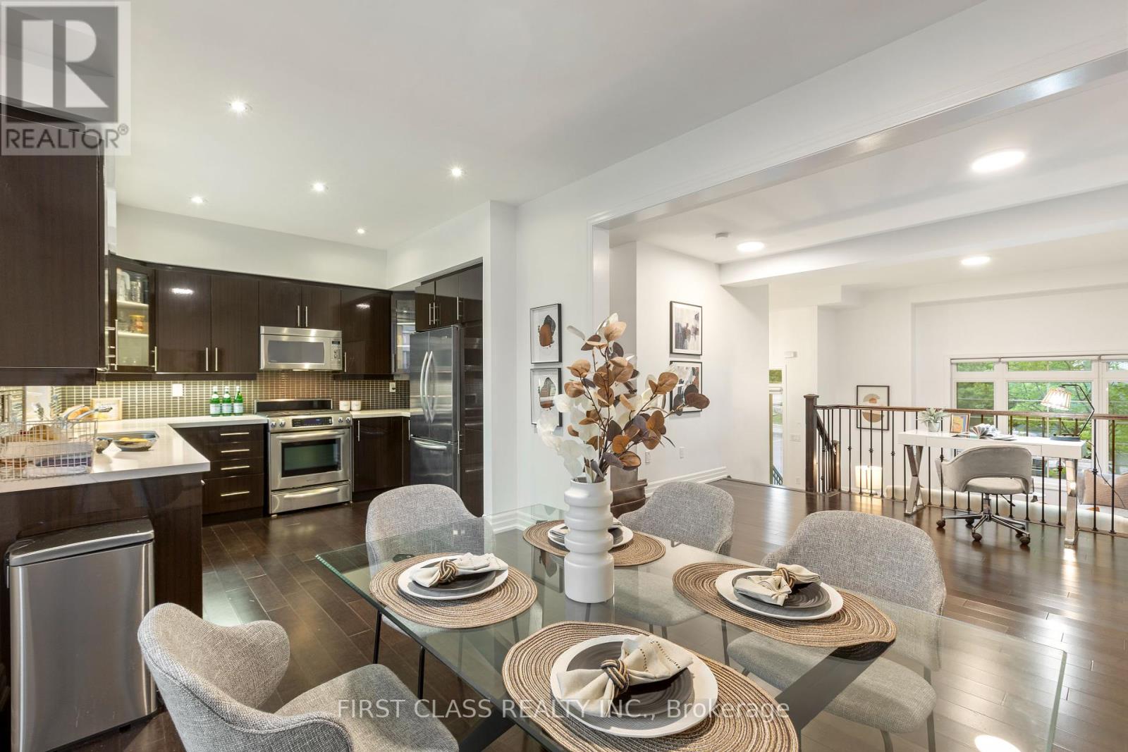15 - 80 North Park Road, Vaughan, Ontario  L4J 0G8 - Photo 11 - N12374792
